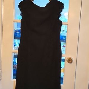 Maggy London Black embroidered lace dress size 8